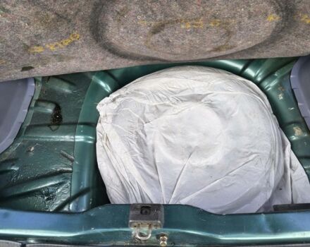 Зеленый Рено Твинго, объемом двигателя 1.2 л и пробегом 153 тыс. км за 2500 $, фото 8 на Automoto.ua