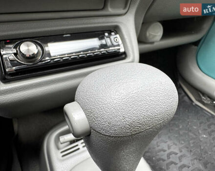 Зелений Рено Твінго, об'ємом двигуна 1.2 л та пробігом 137 тис. км за 3500 $, фото 61 на Automoto.ua