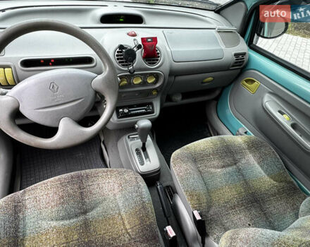 Зеленый Рено Твинго, объемом двигателя 1.2 л и пробегом 137 тыс. км за 3500 $, фото 62 на Automoto.ua