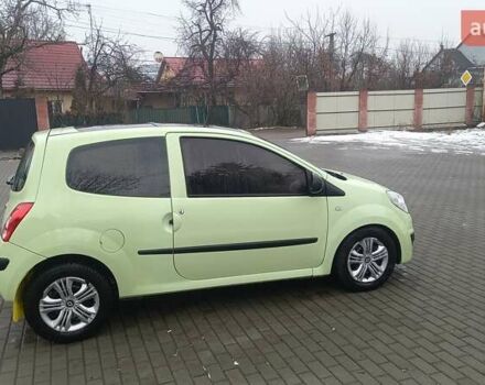 Рено Твінго 2008 у Хусте на Automoto.ua Зелений Рено Твінго, об'ємом двигуна 1.15 л та пробігом 143 тис. км за 3800 $, фото 6 на Automoto.ua