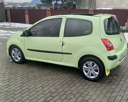 Рено Твінго 2008 у Хусте на Automoto.ua Зелений Рено Твінго, об'ємом двигуна 1.15 л та пробігом 143 тис. км за 3800 $, фото 10 на Automoto.ua