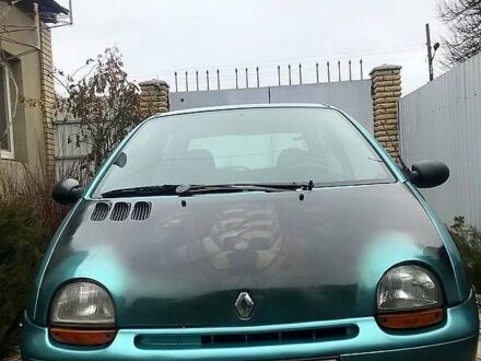 Рено Твінго 1993 у Харкові на Automoto.ua Зелений Рено Твінго, об'ємом двигуна 1.2 л та пробігом 323 тис. км за 1850 $, фото 1 на Automoto.ua