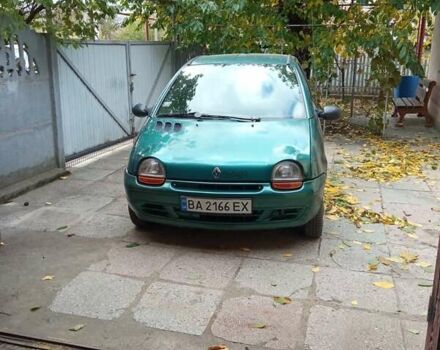Зеленый Рено Твинго, объемом двигателя 1.2 л и пробегом 350 тыс. км за 2500 $, фото 1 на Automoto.ua