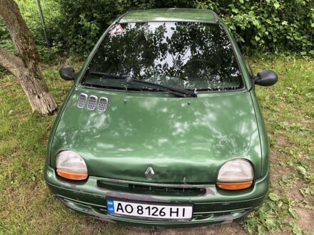 Рено Твінго 1996 у Ужгороді на Automoto.ua Зелений Рено Твінго, об'ємом двигуна 1.1 л та пробігом 300 тис. км за 1700 $, фото 1 на Automoto.ua