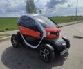 Красный Рено Твизи, объемом двигателя 0 л и пробегом 12 тыс. км за 5000 $, фото 9 на Automoto.ua