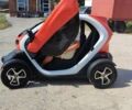 Красный Рено Твизи, объемом двигателя 0 л и пробегом 10 тыс. км за 5500 $, фото 2 на Automoto.ua
