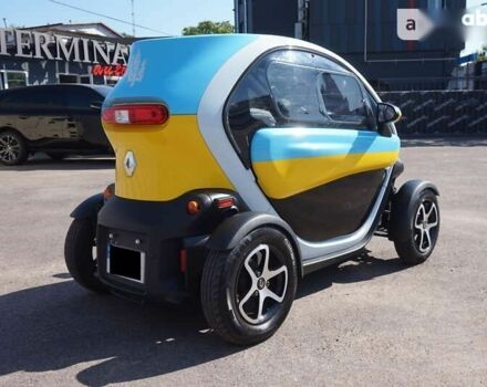 Рено Твизи, объемом двигателя 0 л и пробегом 19 тыс. км за 4700 $, фото 4 на Automoto.ua