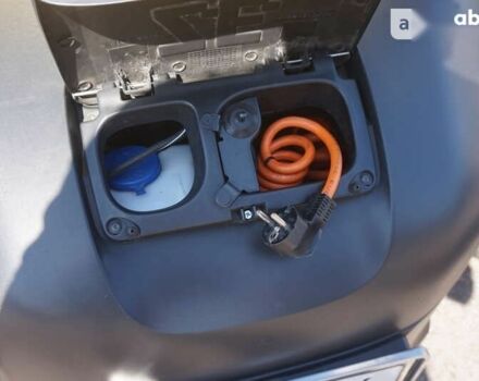 Рено Твизи, объемом двигателя 0 л и пробегом 19 тыс. км за 4700 $, фото 23 на Automoto.ua