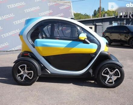 Рено Твизи, объемом двигателя 0 л и пробегом 19 тыс. км за 4700 $, фото 3 на Automoto.ua