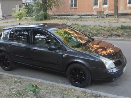 Рено Вел Сатіс 2004 у Дніпро (Дніпропетровську) на Automoto.ua Чорний Рено Вел Сатіс, об'ємом двигуна 2.96 л та пробігом 300 тис. км за 5200 $, фото 1 на Automoto.ua