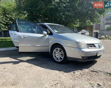 Серый Рено Вел Сатис, объемом двигателя 3.5 л и пробегом 175 тыс. км за 2500 $, фото 4 на Automoto.ua
