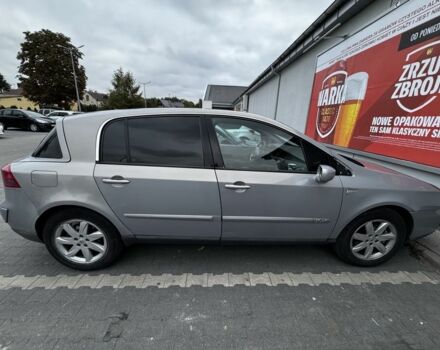 Сірий Рено Вел Сатіс, об'ємом двигуна 3 л та пробігом 300 тис. км за 3399 $, фото 2 на Automoto.ua