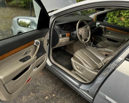 Сірий Рено Вел Сатіс, об'ємом двигуна 3 л та пробігом 300 тис. км за 3399 $, фото 11 на Automoto.ua