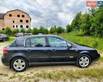 Сірий Рено Вел Сатіс, об'ємом двигуна 2 л та пробігом 190 тис. км за 4800 $, фото 2 на Automoto.ua