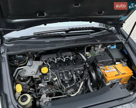 Сірий Рено Вел Сатіс, об'ємом двигуна 2.19 л та пробігом 196 тис. км за 6300 $, фото 39 на Automoto.ua