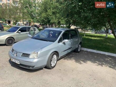Рено Вел Сатіс 2002 у Рівному на Automoto.ua Сірий Рено Вел Сатіс, об'ємом двигуна 3.5 л та пробігом 175 тис. км за 3000 $, фото 1 на Automoto.ua