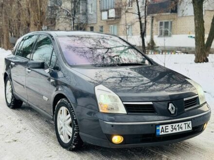 Серый Рено Вел Сатис, объемом двигателя 2.2 л и пробегом 250 тыс. км за 4900 $, фото 1 на Automoto.ua