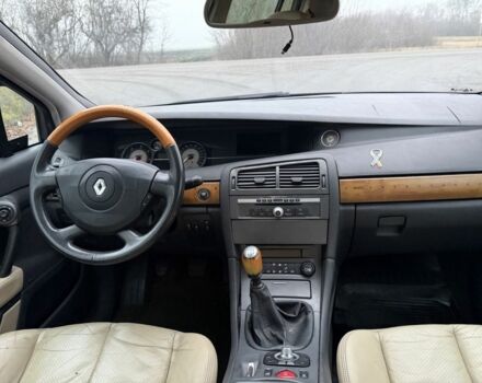Синій Рено Вел Сатіс, об'ємом двигуна 2.2 л та пробігом 245 тис. км за 1950 $, фото 12 на Automoto.ua