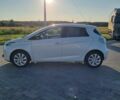 Белый Рено Зое, объемом двигателя 0 л и пробегом 130 тыс. км за 5650 $, фото 4 на Automoto.ua