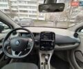 Белый Рено Зое, объемом двигателя 0 л и пробегом 138 тыс. км за 6700 $, фото 17 на Automoto.ua