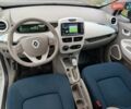 Белый Рено Зое, объемом двигателя 0 л и пробегом 154 тыс. км за 5700 $, фото 24 на Automoto.ua