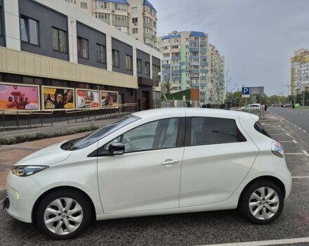 Белый Рено Зое, объемом двигателя 0 л и пробегом 135 тыс. км за 6499 $, фото 3 на Automoto.ua