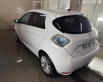 Білий Рено Зое, об'ємом двигуна 0 л та пробігом 135 тис. км за 5350 $, фото 9 на Automoto.ua