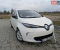Белый Рено Зое, объемом двигателя 0 л и пробегом 154 тыс. км за 5700 $, фото 1 на Automoto.ua