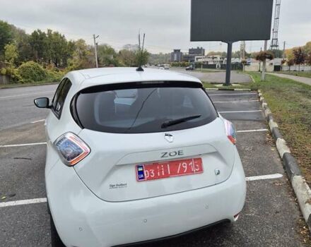 Белый Рено Зое, объемом двигателя 0 л и пробегом 138 тыс. км за 6700 $, фото 9 на Automoto.ua