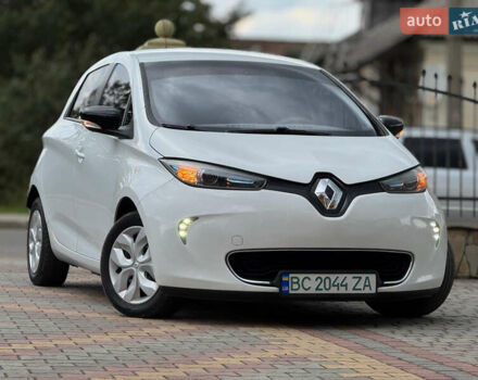 Білий Рено Зое, об'ємом двигуна 0 л та пробігом 129 тис. км за 6699 $, фото 12 на Automoto.ua