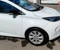Белый Рено Зое, объемом двигателя 0 л и пробегом 145 тыс. км за 6300 $, фото 1 на Automoto.ua