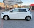 Белый Рено Зое, объемом двигателя 0 л и пробегом 84 тыс. км за 6500 $, фото 4 на Automoto.ua