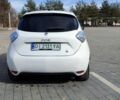Белый Рено Зое, объемом двигателя 0 л и пробегом 78 тыс. км за 6400 $, фото 8 на Automoto.ua