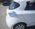 Белый Рено Зое, объемом двигателя 0 л и пробегом 88 тыс. км за 5899 $, фото 4 на Automoto.ua