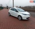 Белый Рено Зое, объемом двигателя 0 л и пробегом 150 тыс. км за 5550 $, фото 11 на Automoto.ua