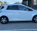 Белый Рено Зое, объемом двигателя 0 л и пробегом 87 тыс. км за 6999 $, фото 11 на Automoto.ua
