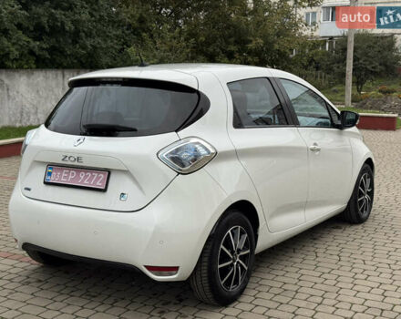 Белый Рено Зое, объемом двигателя 0 л и пробегом 158 тыс. км за 5999 $, фото 11 на Automoto.ua