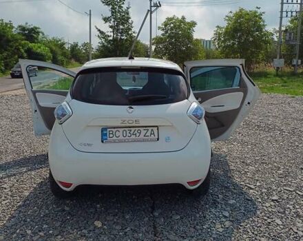 Белый Рено Зое, объемом двигателя 0 л и пробегом 53 тыс. км за 6000 $, фото 9 на Automoto.ua