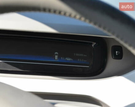 Белый Рено Зое, объемом двигателя 0 л и пробегом 118 тыс. км за 6600 $, фото 4 на Automoto.ua