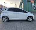 Белый Рено Зое, объемом двигателя 0 л и пробегом 120 тыс. км за 5999 $, фото 13 на Automoto.ua