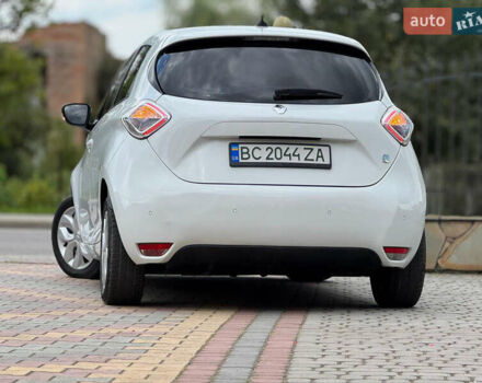 Білий Рено Зое, об'ємом двигуна 0 л та пробігом 129 тис. км за 6699 $, фото 24 на Automoto.ua