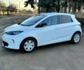 Белый Рено Зое, объемом двигателя 0 л и пробегом 160 тыс. км за 6900 $, фото 12 на Automoto.ua