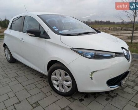 Белый Рено Зое, объемом двигателя 0 л и пробегом 154 тыс. км за 5700 $, фото 10 на Automoto.ua