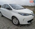 Белый Рено Зое, объемом двигателя 0 л и пробегом 154 тыс. км за 5700 $, фото 10 на Automoto.ua