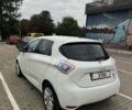 Белый Рено Зое, объемом двигателя 0 л и пробегом 100 тыс. км за 6500 $, фото 4 на Automoto.ua