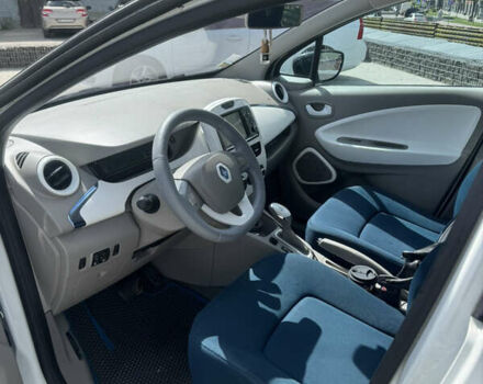 Рено Зое 2013 в Львове на Automoto.ua Белый Рено Зое, объемом двигателя 0 л и пробегом 160 тыс. км за 5850 $, фото 13 на Automoto.ua