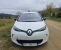 Белый Рено Зое, объемом двигателя 0 л и пробегом 50 тыс. км за 7800 $, фото 1 на Automoto.ua
