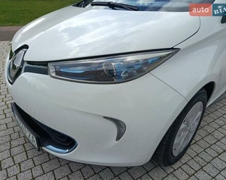 Білий Рено Зое, об'ємом двигуна 0 л та пробігом 53 тис. км за 6150 $, фото 5 на Automoto.ua