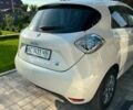 Белый Рено Зое, объемом двигателя 0 л и пробегом 107 тыс. км за 7200 $, фото 7 на Automoto.ua