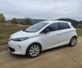 Белый Рено Зое, объемом двигателя 0 л и пробегом 50 тыс. км за 7800 $, фото 1 на Automoto.ua